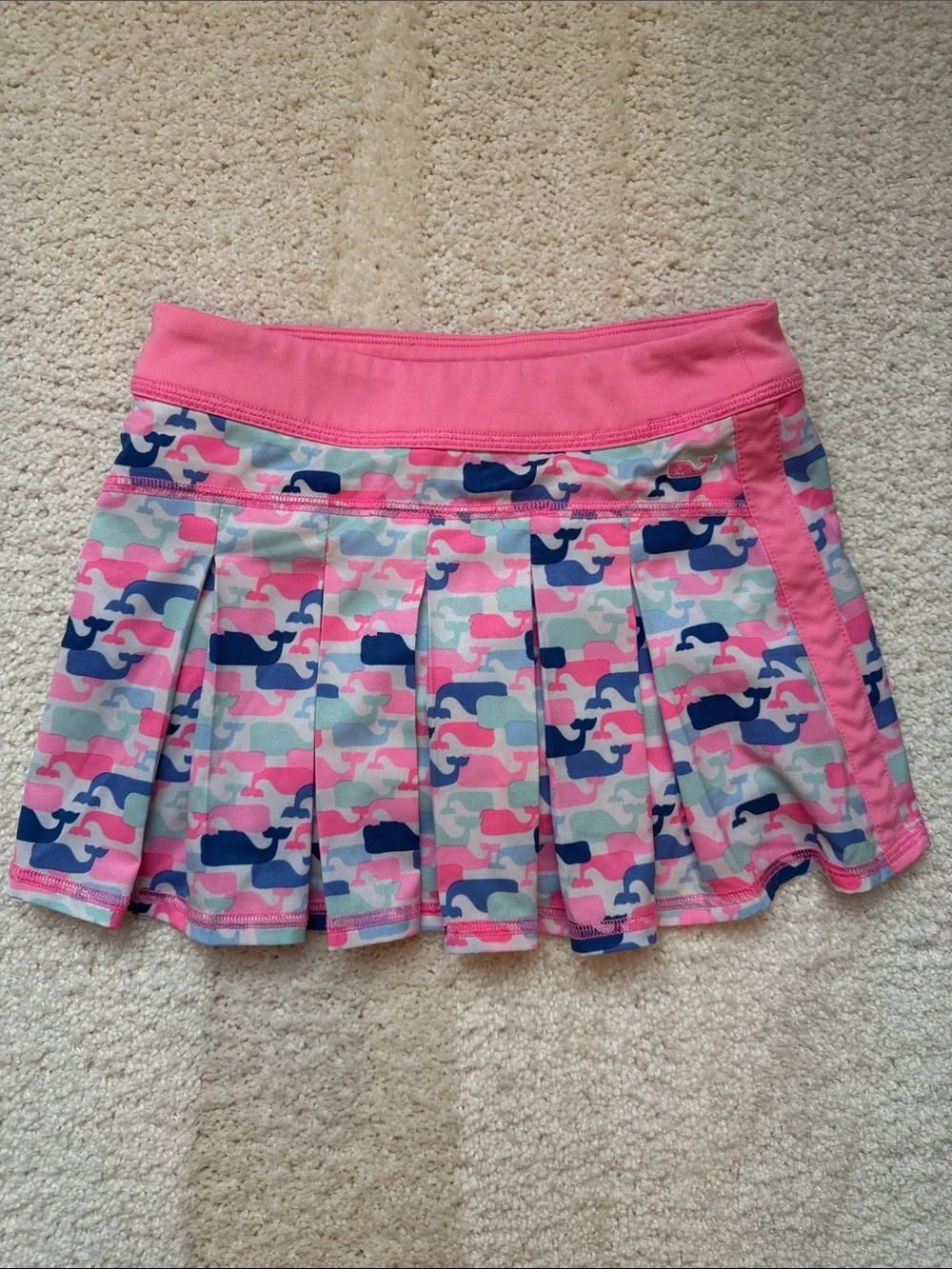 Vineyard Vines Girls Pink Navy and Light Blue Whale-Print Athletic Skort